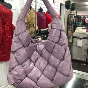 Elegant Lavender Quilted Hobo Bag